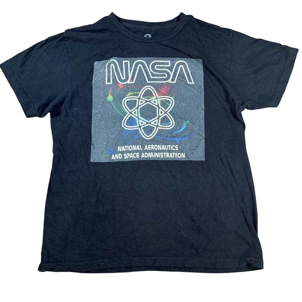 Akademiks NASA Graphic‎ T-Shirt National Aeronautics Space Admin L